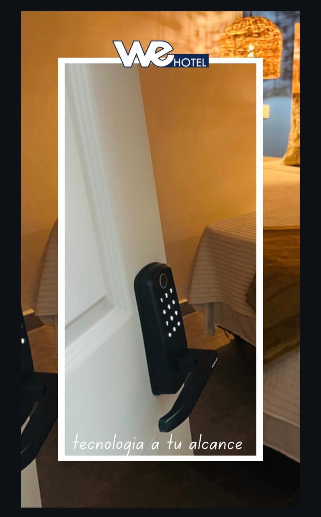 We Hotel, La Lima エクステリア 写真